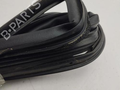 Rubber door seal NISSAN QASHQAI II (J11, J11_) 1.3 DIG-T | BP28897193C142 