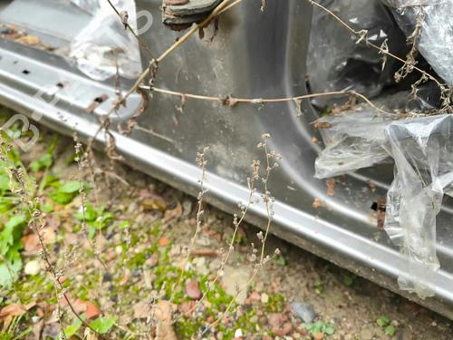Left sideskirt SAAB 9-7X 4.2 AWD | BP28872999C115 