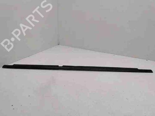 Dørliste MERCEDES-BENZ C-CLASS (W204) C 200 CDI (204.001) (136 hp) 28861359