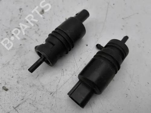 Used Washer pump BMW 5 (F10) 530 d (258 hp) 28854091