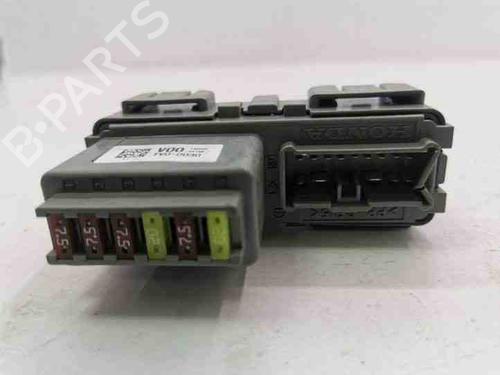 Fuse box HONDA CR-V II (RD_) 2.2 CTDi (RD9) | BP28853003E1