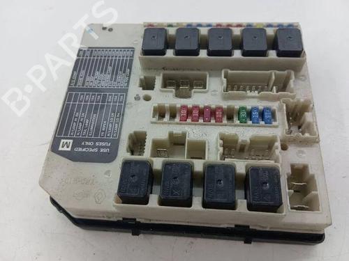 Used Fuse box Fuse box 28845223 28845223