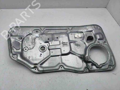 Rudehejsemekanisme venstre bagtil VOLVO V70 II (285) D5 (163 hp) 28884982