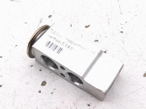 Used Electronic sensor Electronic sensor TOYOTA COROLLA Estate (_E21_) 1.8 Hybrid (ZWE211) (98 hp) 39565178 39565178
