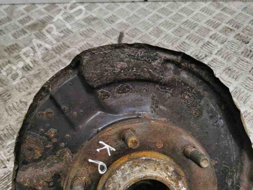 Left front steering knuckle MITSUBISHI PAJERO IV (V8_W, V9_W) 3.2 DI-D (V88W, V98W) | BP28881344M25