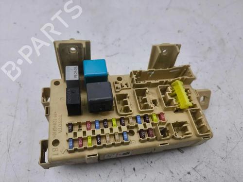 Used Fuse box Fuse box 33642432 33642432