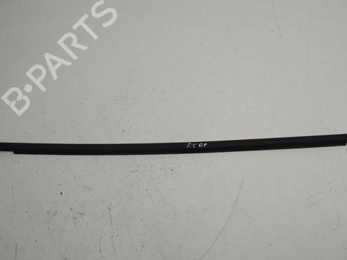 Used Door moulding trim AUDI A1 Sportback (8XA, 8XF) 1.0 TFSI (95 hp) 28900903