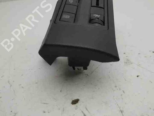 Switch PEUGEOT 3008 II SUV (MC_, MR_, MJ_, M4_) 1.6 BlueHDi 120 | BP28863330I30