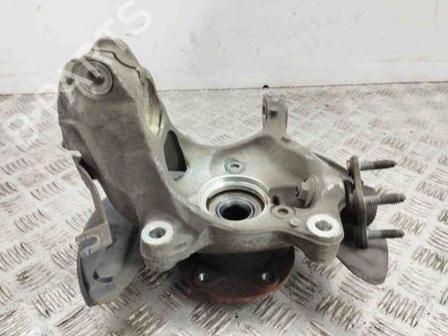 Right front steering knuckle AUDI A3 Sportback (8VA, 8VF) 2.0 TDI | BP28896086M26
