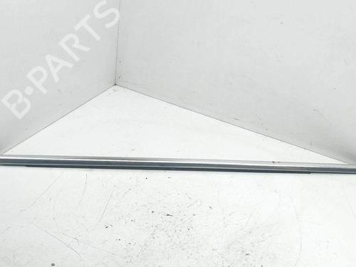 Used Door moulding trim MERCEDES-BENZ EQA (H243) EQA 250 (243.701) (190 hp) 28902604