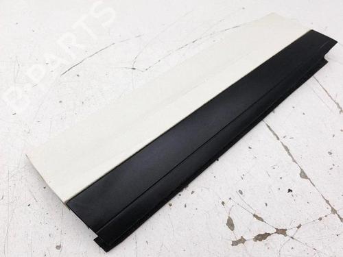 Used Door moulding trim Door moulding trim 39512187 39512187