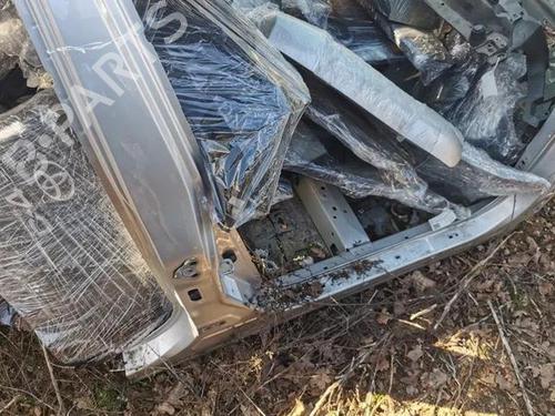 Used Right sideskirt TOYOTA AVENSIS Estate (_T27_) 1.6 D4-D (WWT270_) (112 hp) 28851619