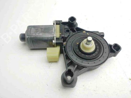 Używane Silniczek podnośnika szyby przedniej lewej AUDI Q2 (GAB, GAG) 30 TFSI (110 hp) 28898774