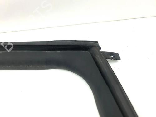Gummiliste TESLA MODEL S (5YJS) 85D AWD | BP36179258C142 - Image 3