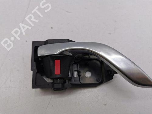 Used Front right interior door handle Front right interior door handle 38242334 38242334