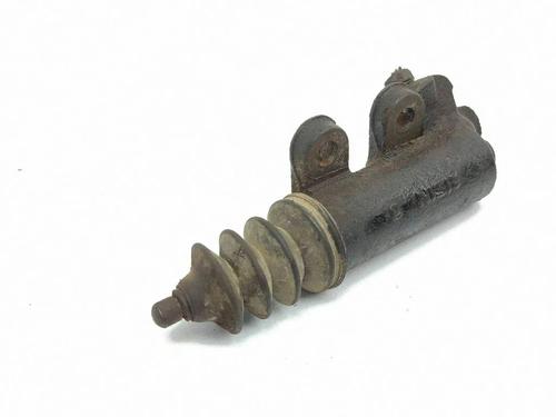 Used Clutch slave cylinder Clutch slave cylinder TOYOTA COROLLA Verso (ZER_, ZZE12_, R1_) 2.2 D-4D (AUR10_, AUR10R) (177 hp) 40231131 40231131
