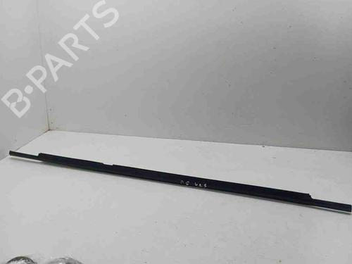 Used Door moulding trim HYUNDAI SANTA FÉ II (CM) 2.2 CRDi 4x4 (155 hp) 28892413