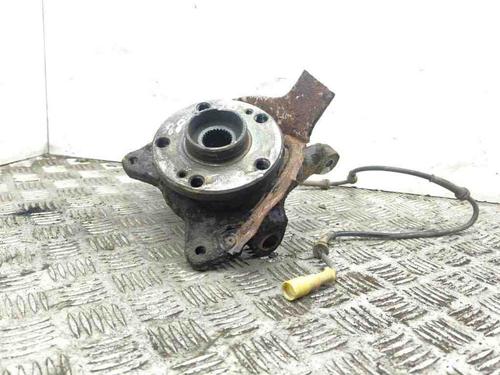 Used Left front steering knuckle RENAULT ESPACE III (JE0_) 2.0 (JE0A) (114 hp) 28902676