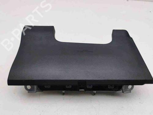 Used Knee airbag TOYOTA AURIS (_E18_) 1.4 D-4D (NDE180_, NDE180R) (90 hp) 28889755