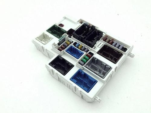 Used Fuse box Fuse box PEUGEOT 3008 III (KA_, KB_, KC_) e-210 (KCZKZX) (213 hp) 37403992 37403992