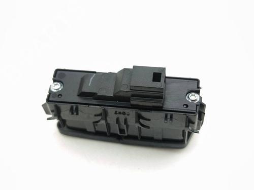 Switch MERCEDES-BENZ M-CLASS (W166) ML 250 CDI / BlueTEC 4-matic (166.004, 166.003) | BP28907261I30 