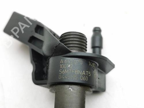 Injector MERCEDES-BENZ M-CLASS (W164) ML 320 CDI 4-matic (164.122) | BP28900289M100 