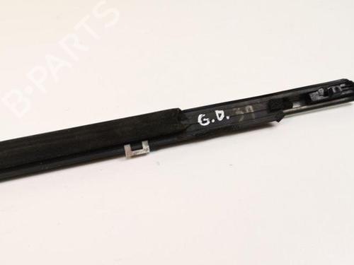 Door moulding trim HYUNDAI i40 I (VF) 1.7 CRDi | BP28868868C150 