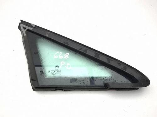 Used Rear right door window Rear right door window 37599203 37599203