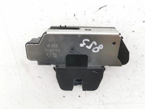 Used Tailgate lock PEUGEOT 208 I (CA_, CC_) 1.4 VTi (95 hp) 28902077
