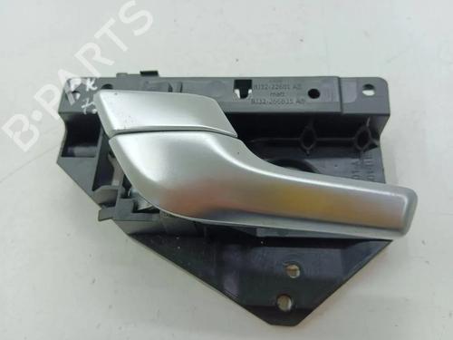 Used Front left interior door handle Front left interior door handle 34267012 34267012