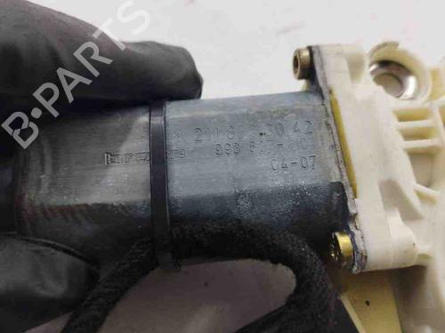 Left front window motor MERCEDES-BENZ E-CLASS (W211) E 320 CDI (211.022) | BP28884569E21 