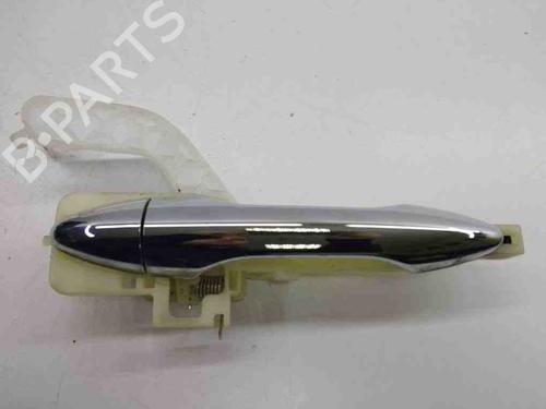 Used Rear right exterior door handle HYUNDAI ix35 (LM, EL, ELH) 1.7 CRDi (116 hp) 28889920