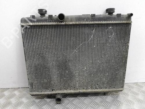 Used Water radiator Water radiator 38278875 38278875