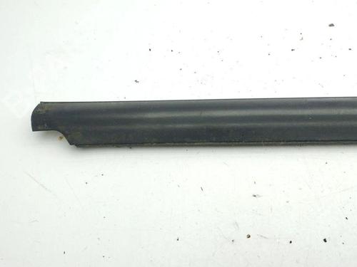 Door moulding trim HYUNDAI SANTA FÉ II (CM) 2.2 CRDi 4x4 | BP28887029C150 