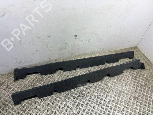 Used Left sideskirt Left sideskirt 38246233 38246233