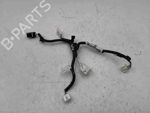 Faisceau de câbles TOYOTA C-HR (_X1_) 1.8 Hybrid (ZYX10_, ZYX11_) (98 hp) 28856621