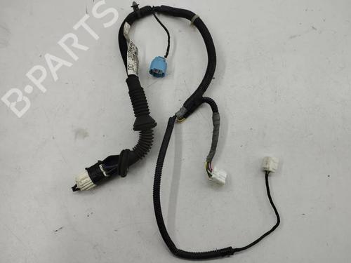 Used Wiring harness Wiring harness 33881720 33881720