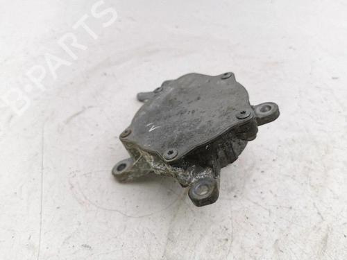 Used Vacuum pump Vacuum pump TOYOTA RAV 4 IV (_A4_) 2.2 D 4WD (ALA49) (150 hp) 40192699 40192699
