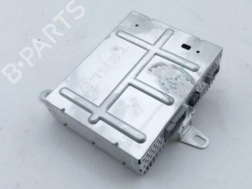 Used Electronic module Electronic module TESLA MODEL Y (5YJY) EV (347 hp) 40191996 40191996