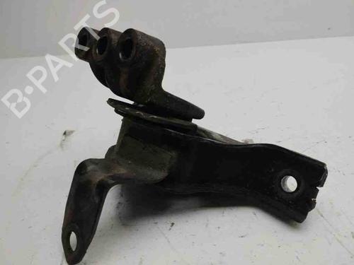 Used Engine mount CHEVROLET CAPTIVA (C100, C140) 2.0 D 4WD (150 hp) 28892268
