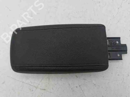 Used Armrest / Center console RENAULT CLIO V (B7_) 1.3 TCe 130 (B7MF) (131 hp) 28856478