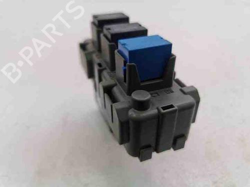 Fuse box HONDA CR-V II (RD_) 2.2 CTDi (RD9) | BP28853003E1