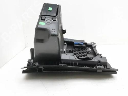 Glove box PEUGEOT 3008 II SUV (MC_, MR_, MJ_, M4_) 1.6 BlueHDi 120 | BP28863358C95 