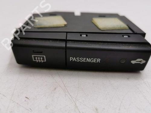 Used Switch TOYOTA AVENSIS (_T25_) 2.2 D-CAT (ADT251_, ADT251R) (177 hp) 28849252