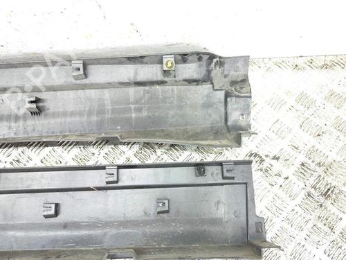 Right sideskirt MASERATI LEVANTE SUV (M161) 3.0 D Q4 | BP28874895C114 