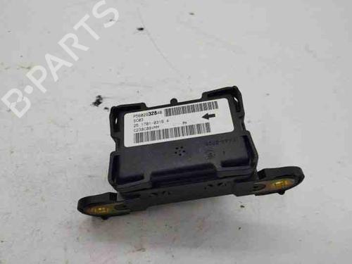 Used Electronic sensor CHRYSLER VOYAGER II (ES) 2.5 TD (118 hp) 28845439