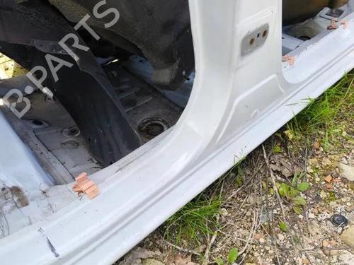 Right sideskirt TOYOTA YARIS (_P1_) 1.4 D-4D (NLP10_, NLP10R) | BP28853410C114 