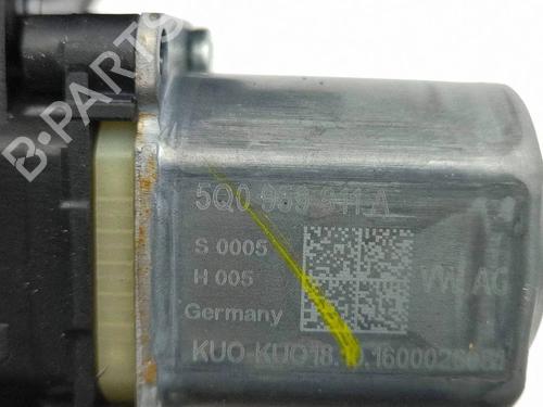Left rear window motor SEAT ATECA (KH7, KHP) 1.0 TSI | BP40193706E23 - Image 8