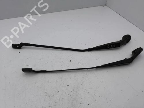 Used Front windshield wiper arm Front windshield wiper arm 36188933 36188933
