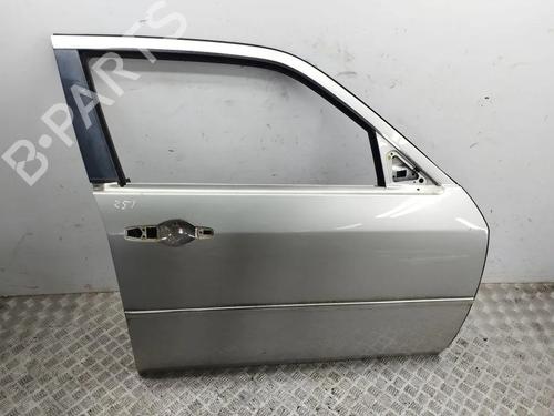 Used Right front door Right front door 36360378 36360378